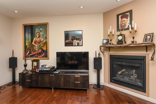 2263 Bolt Ave, Comox, BC 