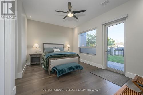 107 - 1705 Fiddlehead Place, London North (North R), ON - Indoor Photo Showing Bedroom