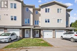 2642 PALINGS PRIVATE  Ottawa, ON K1T 4A4