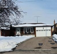 2461 HENSALL STREET  Mississauga, ON L5A 2T1