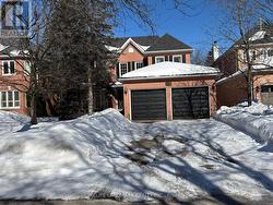 109 CARLYLE CRESCENT  Aurora, ON L4G 6P6