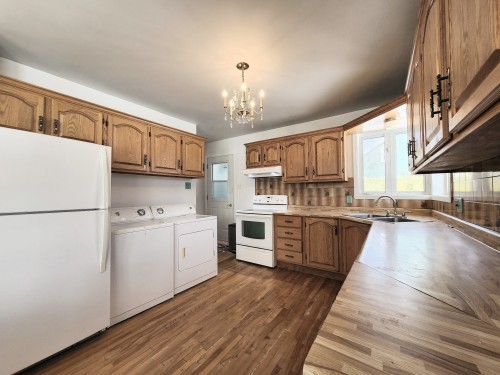 Cuisine - 3555 105E Avenue, Shawinigan, QC - Indoor Photo Showing Other Room