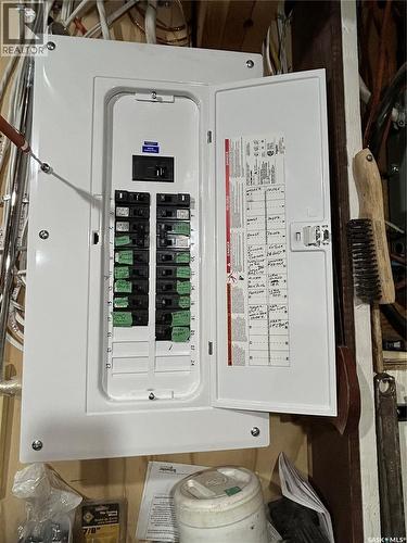 625 Maharg Avenue, Burstall, SK - Indoor