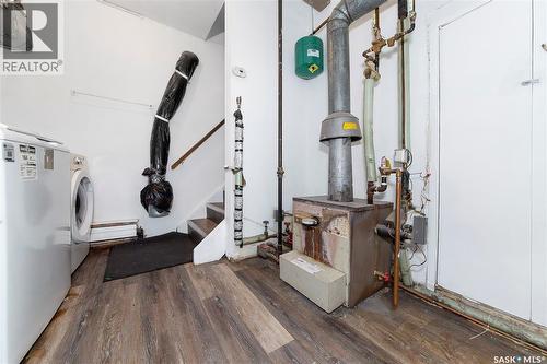 1309 Preston Avenue S, Saskatoon, SK - Indoor Photo Showing Laundry Room