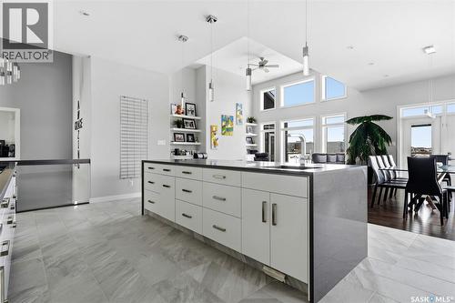 4822 Green View Crescent E, Regina, SK - Indoor Photo Showing Other Room