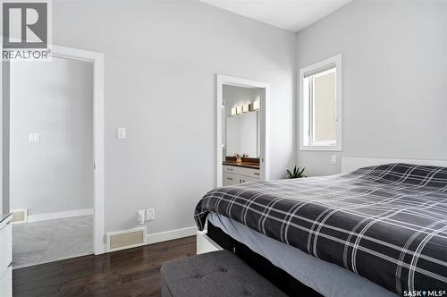 4822 Green View Crescent E, Regina, SK - Indoor Photo Showing Bedroom