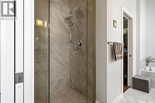 4822 Green View Crescent E, Regina, SK - Indoor Photo Showing Bathroom