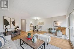 102 - 105 CONROY CRESCENT  Guelph (Dovercliffe Park/Old University), ON N1G 2V5