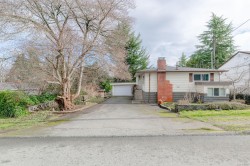 1986 Quadra Ave  Nanaimo, BC V9S 3A1