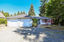 7730 Vivian Way Fanny Bay, BC V0R 2W0
