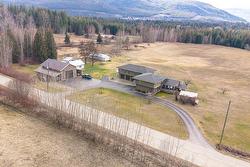 1851 70 Street  Salmon Arm, BC V1E 1X4