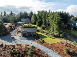 805 Lanqvist Rd  Hyde Creek, BC V0N 2R0