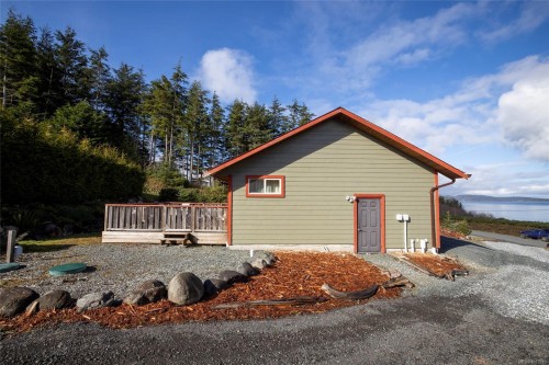 805 Lanqvist Rd, Hyde Creek, BC 