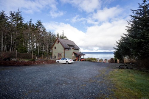 805 Lanqvist Rd, Hyde Creek, BC 
