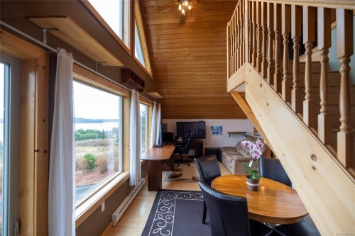 805 Lanqvist Rd, Hyde Creek, BC 