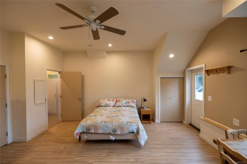 805 Lanqvist Rd, Hyde Creek, BC 