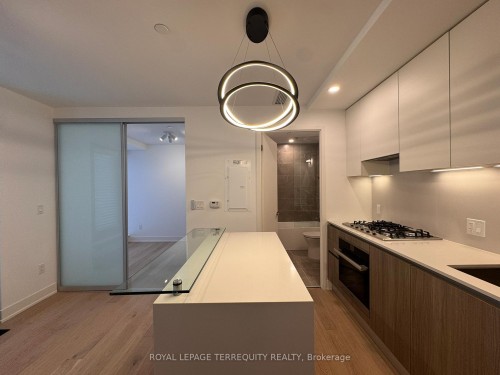 103-200 Keewatin Avenue, Toronto, ON - Indoor Photo Showing Kitchen With Upgraded Kitchen