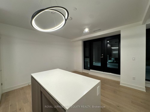 103-200 Keewatin Avenue, Toronto, ON - Indoor Photo Showing Other Room
