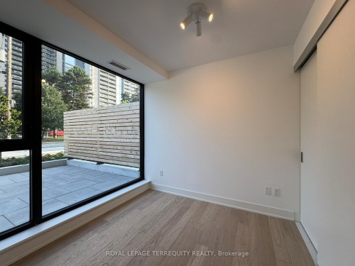 103-200 Keewatin Avenue, Toronto, ON - Indoor Photo Showing Other Room