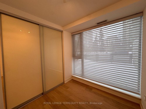 103-200 Keewatin Avenue, Toronto, ON - Indoor Photo Showing Other Room