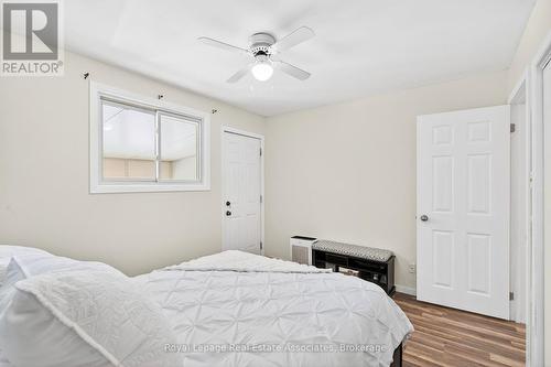 503 Stone Church Road W, Hamilton, ON - Indoor Photo Showing Bedroom