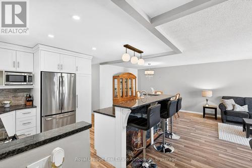 503 Stone Church Road W, Hamilton, ON - Indoor Photo Showing Kitchen