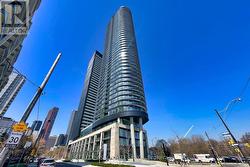 2817 - 585 BLOOR STREET E  Toronto, ON M4W 0B3