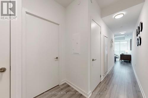 310 - 1195 The Queensway, Toronto, ON - Indoor Photo Showing Other Room