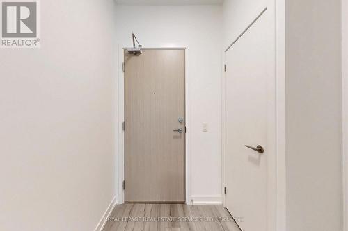 310 - 1195 The Queensway, Toronto, ON - Indoor Photo Showing Other Room