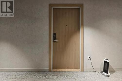 310 - 1195 The Queensway, Toronto, ON - Indoor Photo Showing Other Room