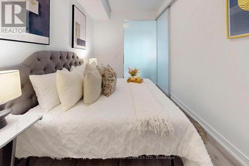 310 - 1195 The Queensway, Toronto, ON - Indoor Photo Showing Bedroom