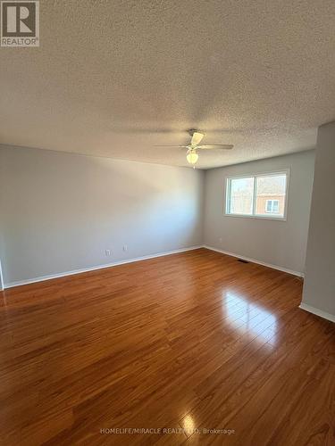137 Pressed Brick Drive, Brampton, ON - Indoor Photo Showing Other Room