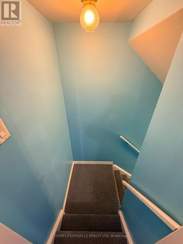 137 Pressed Brick Drive, Brampton, ON - Indoor Photo Showing Other Room