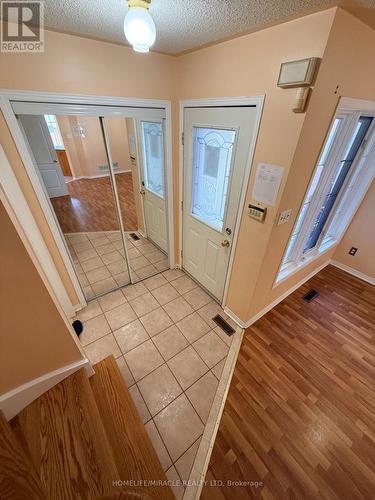137 Pressed Brick Drive, Brampton, ON - Indoor Photo Showing Other Room