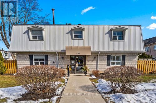 5 - 469 CLARIDGE ROAD  Burlington, ON L7N 2S1