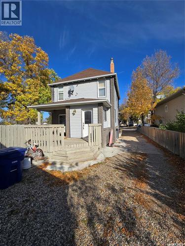 2 Prairie Avenue, Weyburn, SK 