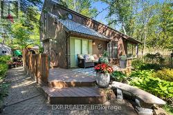 180 BROPHY'S LANE  Blue Mountains, ON L9Y 0K5