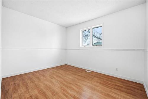 245 Laurent Dr, Winnipeg, MB 