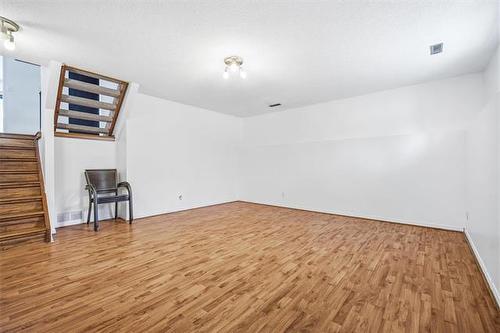 245 Laurent Dr, Winnipeg, MB 