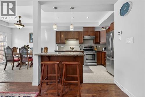 11 Hitching Post Ridge, Binbrook, ON - Indoor Photo Showing Kitchen