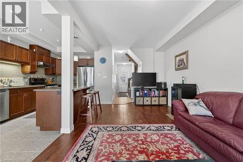 11 Hitching Post Ridge, Binbrook, ON - Indoor Photo Showing Kitchen