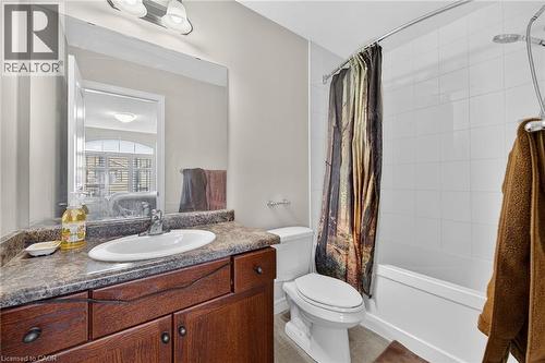 11 Hitching Post Ridge, Binbrook, ON - Indoor Photo Showing Bathroom
