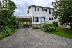 22 POOLE CREEK CRESCENT Ottawa, ON K2S 1T6