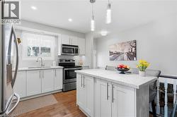 40 LYTON Crescent  Stoney Creek, ON L8J 2C9