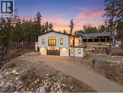 7111 Dunwaters Road  Kelowna, BC V1Z 3W6