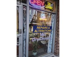 940 SEYMOUR STREET  Vancouver, BC V6B 3L9