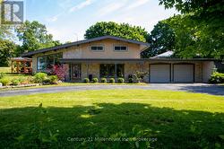 537 GEORGE STREET South Bruce Peninsula, ON N0H 2T0