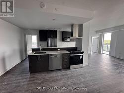 917 - 2782 BARTON STREET E  Hamilton, ON L8E 0L3