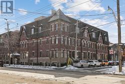 TH 1 - 150 BROADVIEW AVENUE  Toronto, ON M4M 0A9