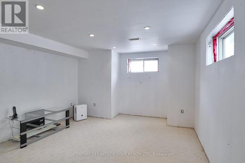 2811 Stephen Drive, Ramara, ON - Indoor Photo Showing Other Room